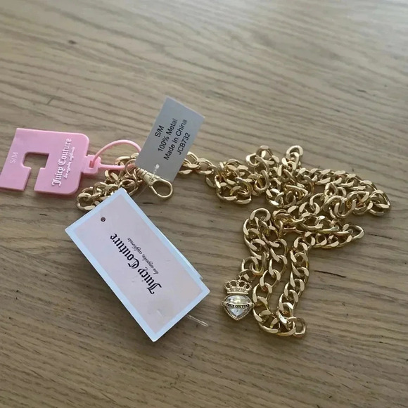 🆕Juicy Couture Gold Metal Chain Belt With Rhinestone Heart Crown Charm S🆕 - Picture 2 of 8